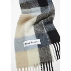 Blåt Ternet Mohair Tørklæde Stilfuldt Tilbehør