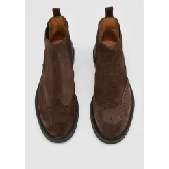 Brun Ruskind Chelsea Boot med Perforeret Detalje
