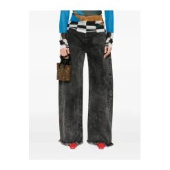 Brun Skulpteret Lædertaske med Karabinhåndtag