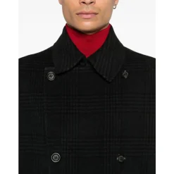 Dobbeltradet ternet frakke