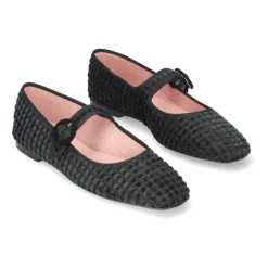 Elegante Mercedita de Terciopelo Brocado