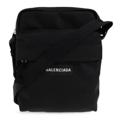 Explorer Shoulder Bag