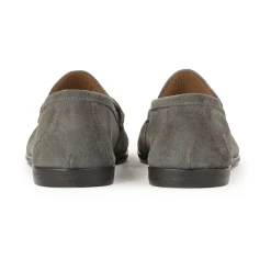 Grå ruskind loafers