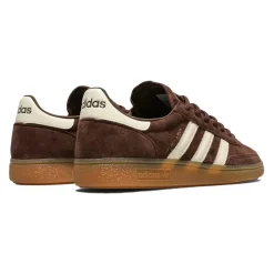 Handball Spezial Sporty & Rich Brun