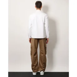 Hvid Skjorte med Metal Knapper