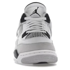 Jordan 4 Retro Sneakers
