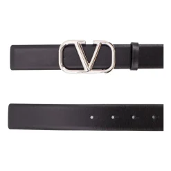 Justerbart læderbælte med metalspænde