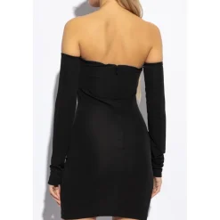 Kjole med dekorative ærmer