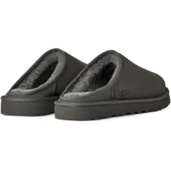M Classic Slip-On