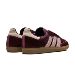 Maroon Sand Strata Pony Sneakers