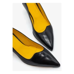 Naomi Seta Slingback