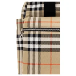 Rygsæk med skiftende måtte