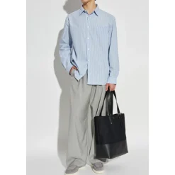 Skjorte med stribet mønster