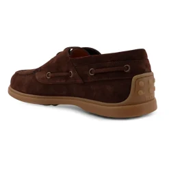 Sko med snørelukning