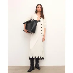 Sort læderstøvler med blokhæl