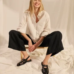 Sort Slingback Loafer med Cut-Out Mønster