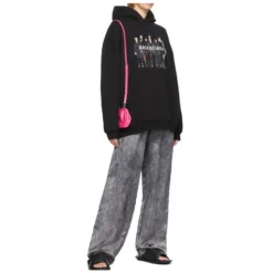 Sweatshirts & Hoodies