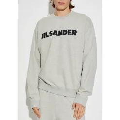 Sweatshirts & Hoodies