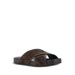 Tarik Sandal
