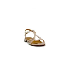 Tumach Sandals