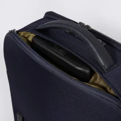 Underseater carry-on in fabric