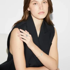 Varemærke Ring i sterlingsølv med hjertemotiv