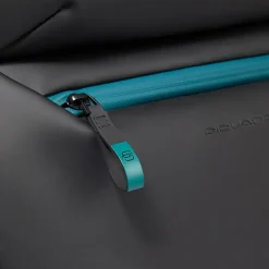 Water resistant duffle bag with wheels