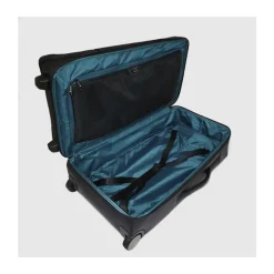 Water resistant duffle bag with wheels